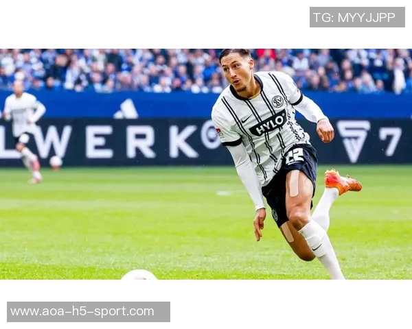 法兰克福与22岁前锋埃布努塔利布达成协议签约五年半交易金额达800万欧元