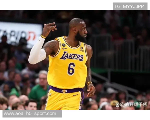 湖人队创下历史纪录前9场比赛均以10分以上失利引发关注